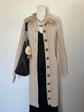 Cream Cable Knit Long Cardigan with Faux Fur Collar